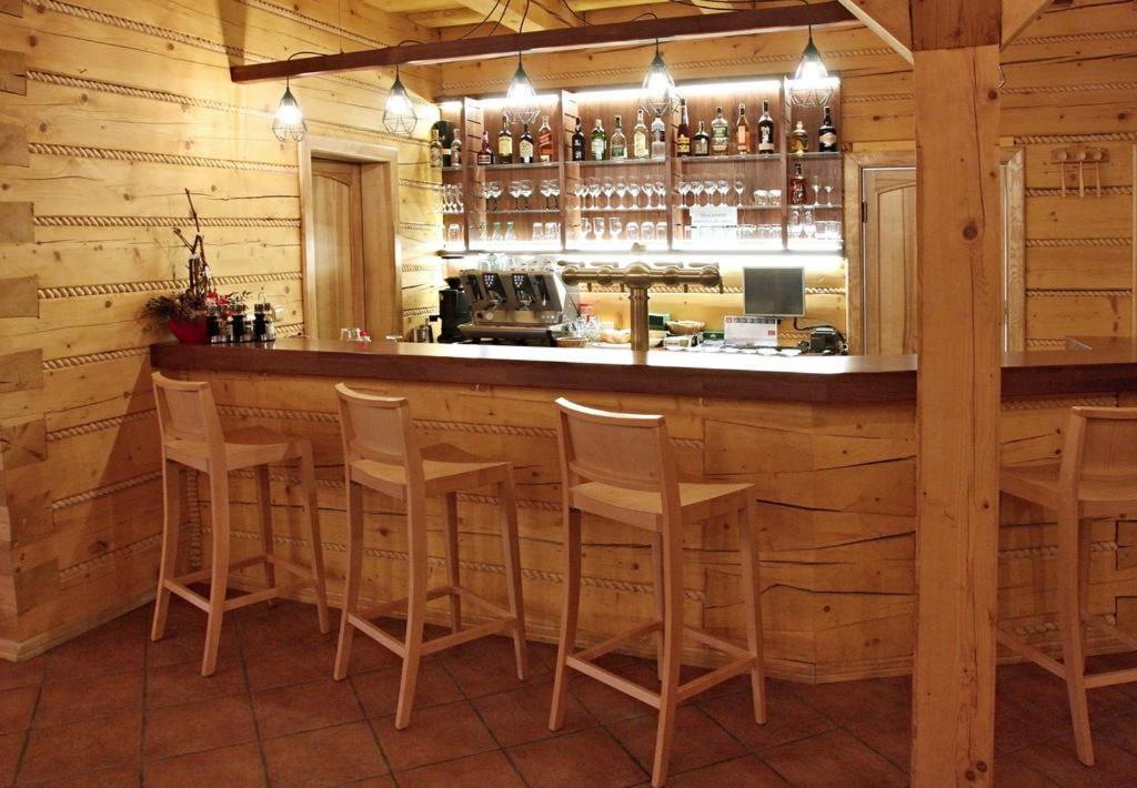 Penzion A Restaurace Grunt Reka Ngoại thất bức ảnh